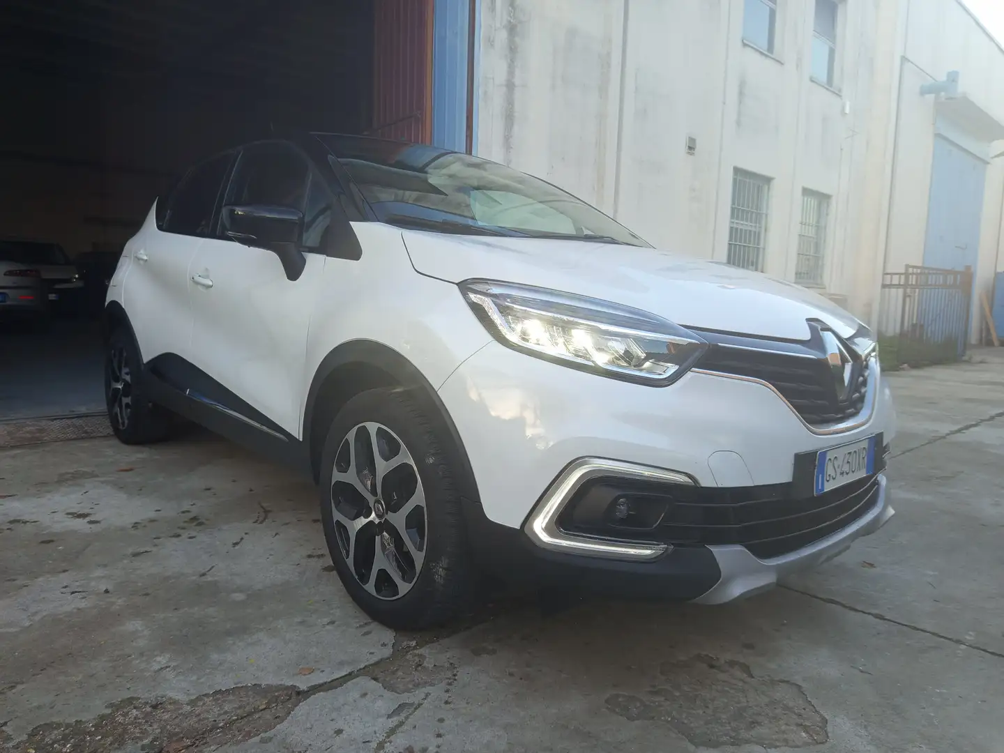 Renault Captur Captur I 2017 0.9 tce Sport Edition2 90cv E6d Blanc - 2