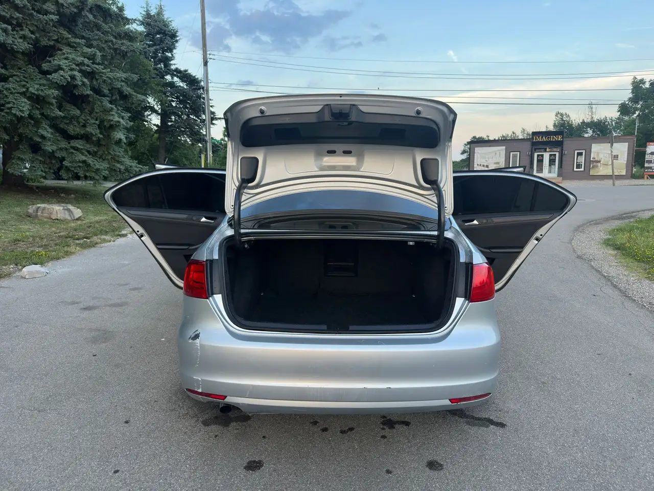 Volkswagen Jetta снимка Volkswagen Jetta