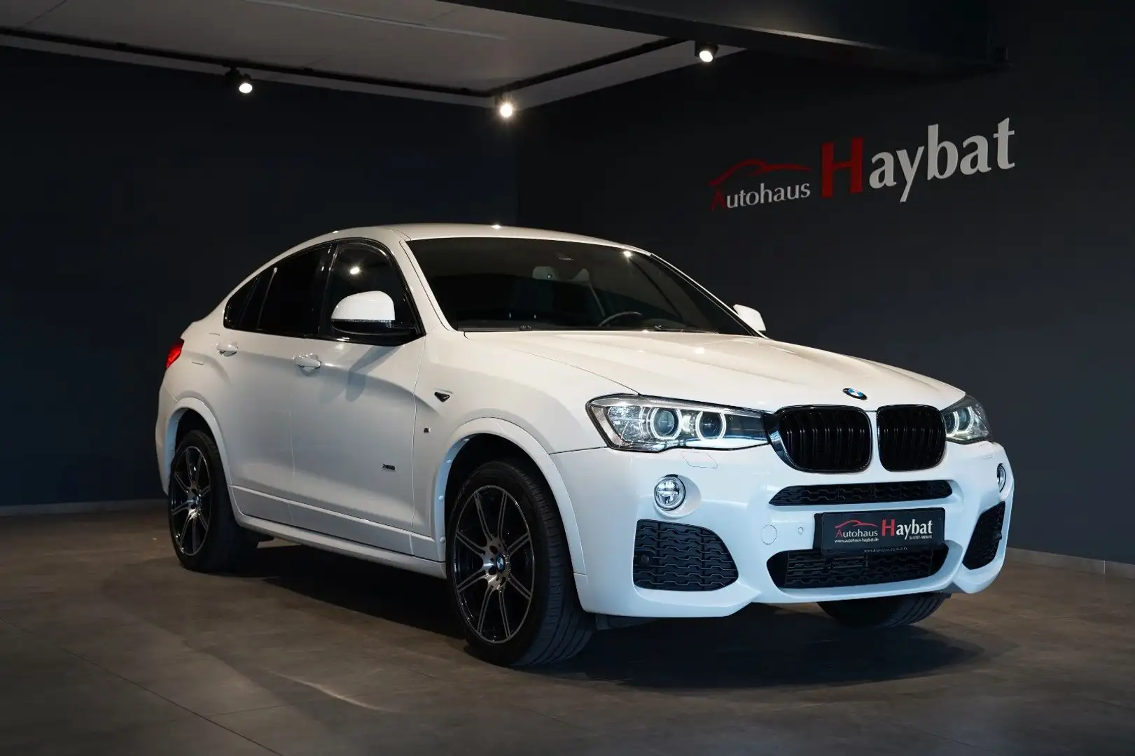 BMW X4 xDrive 20d M Sport Navi-Xen-HuD-Kamera-AHK Weiß - 1