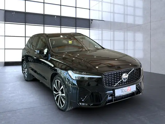 Volvo XC60 view 8