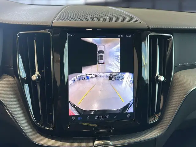 Volvo XC60 view 13