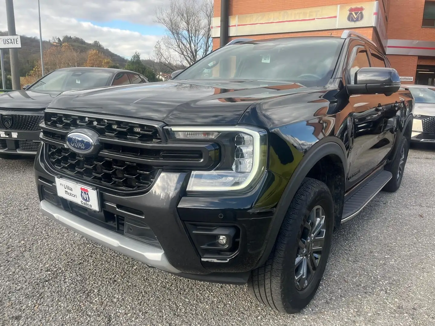 Ford Ranger 2.0 ecoblue double cab Wildtrak 170cv Černá - 1