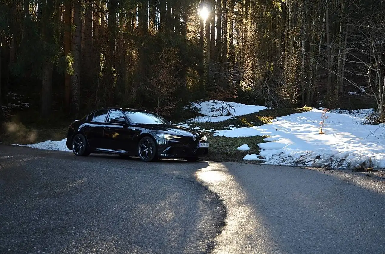 Alfa Romeo Giulia Giulia Quadrifoglio 2,9 Alfa 510 ATX RWD Quadrifoglio