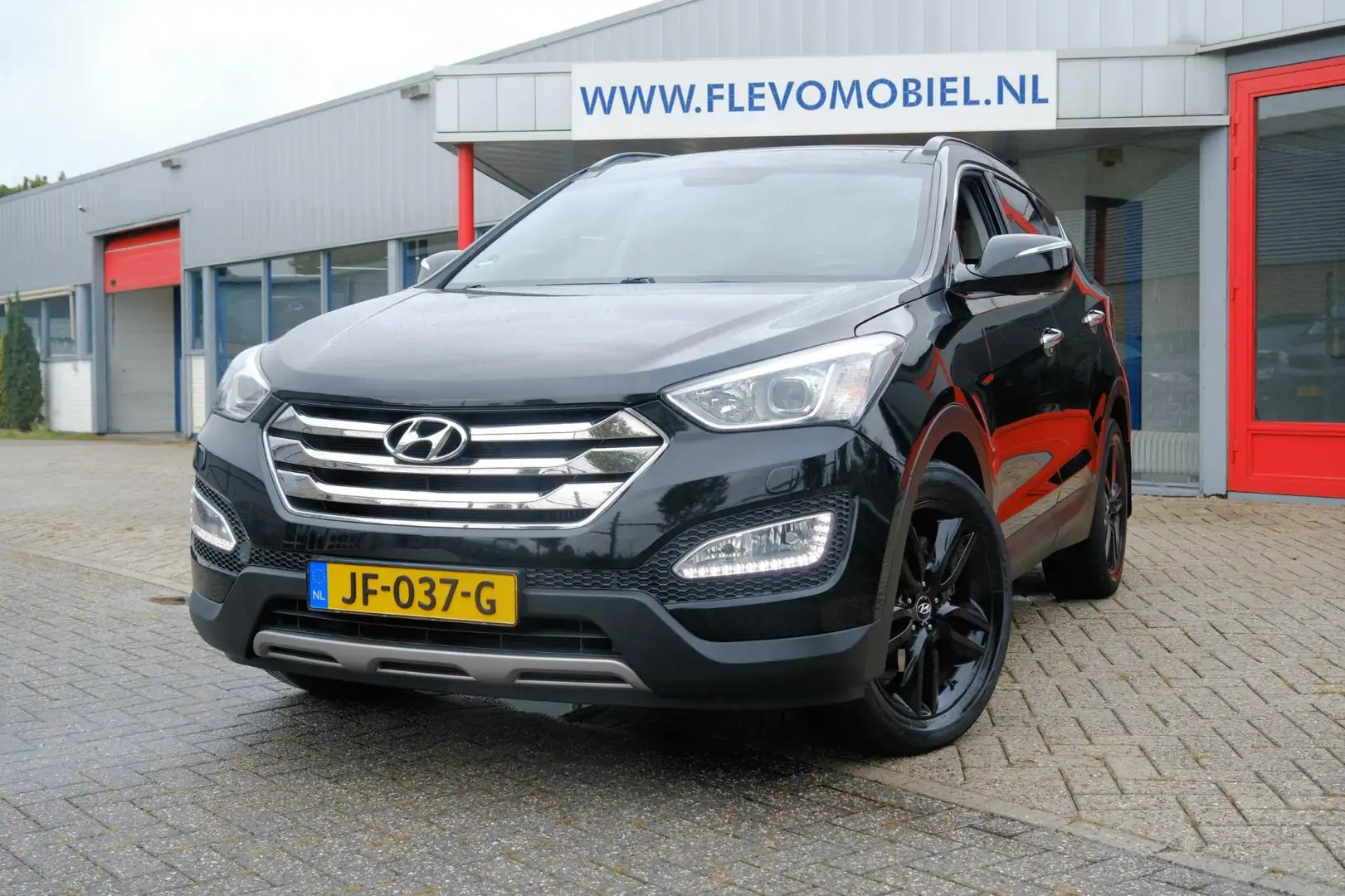 Hyundai SANTA FE 2.2 CRDi 4WD Business Edition Aut. Leer|Pano|Trekh Noir - 1