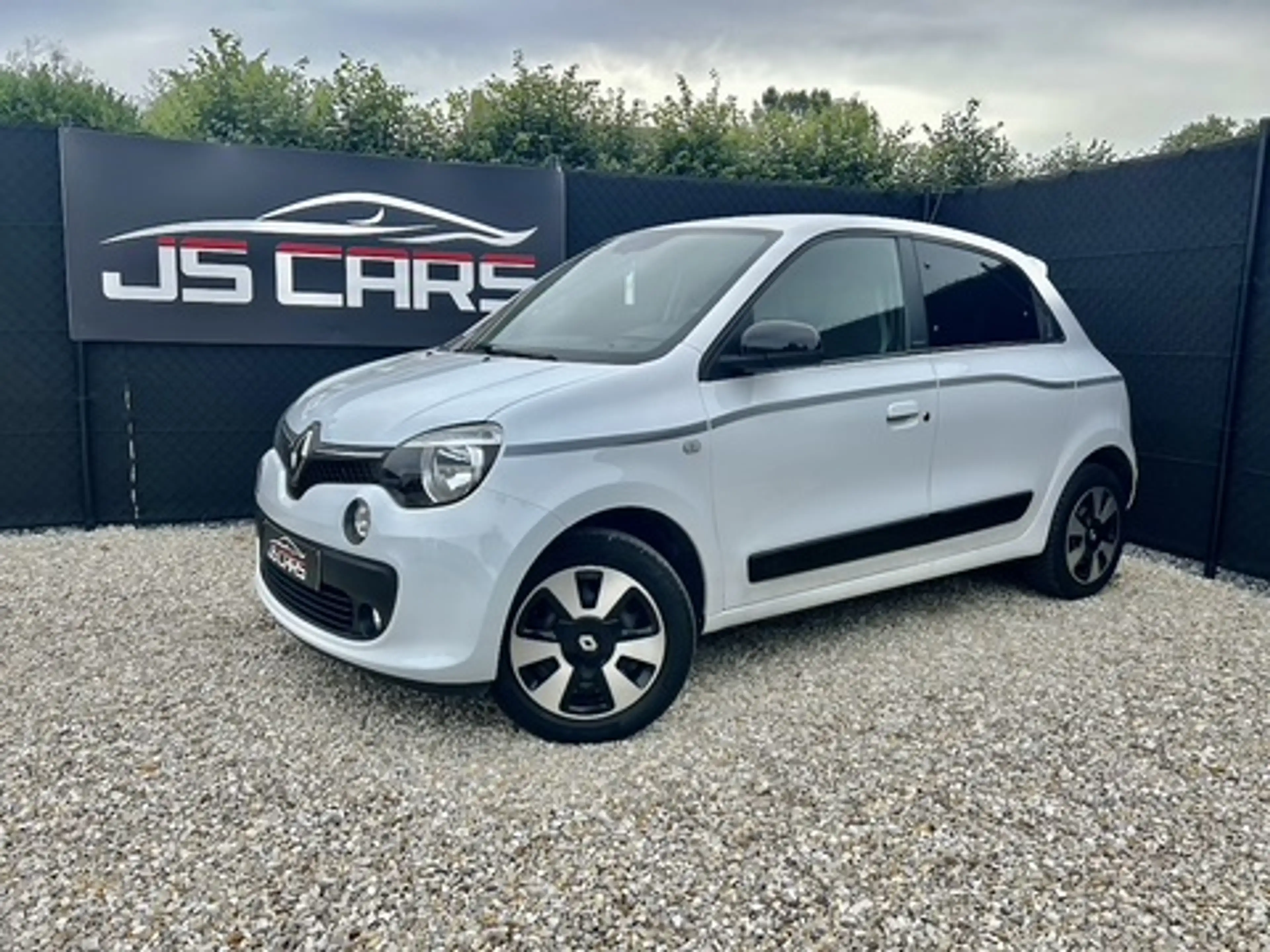 Renault Twingo 1.0i 12v*1erPROPRIETAIRE*FAIBLES TAXES*AIRCO* — photo 2