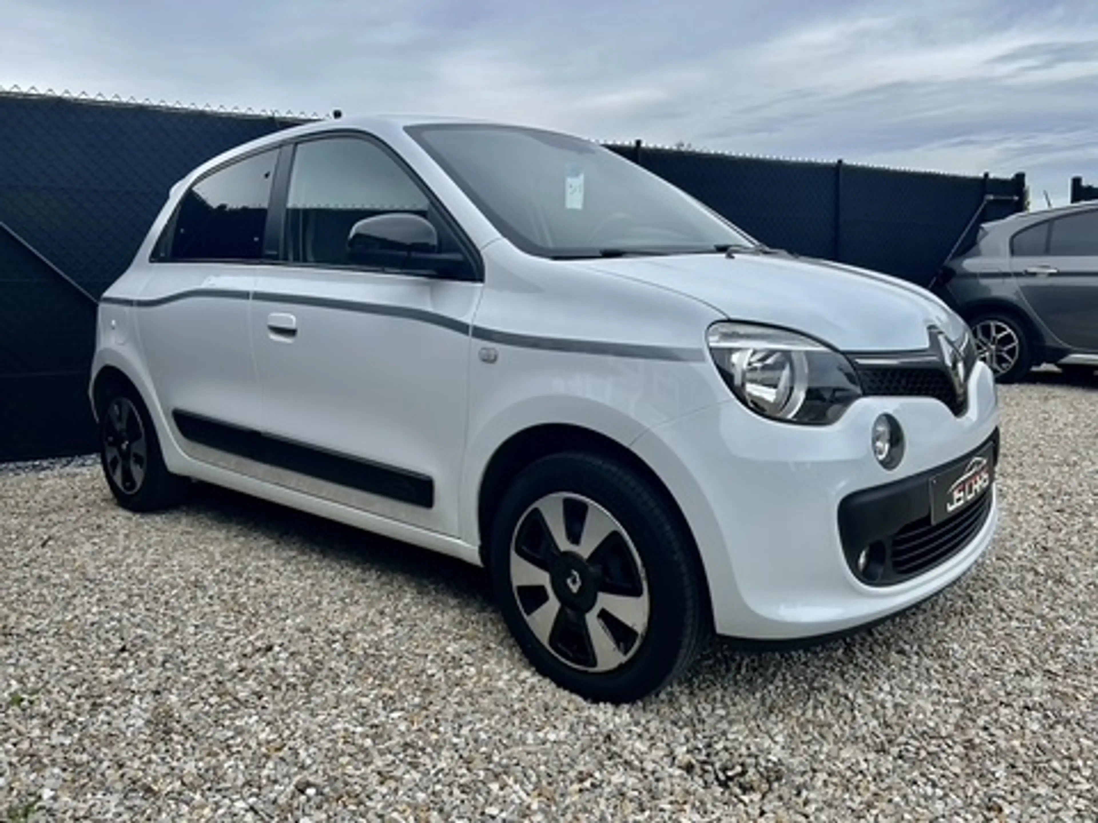 Renault Twingo 1.0i 12v*1erPROPRIETAIRE*FAIBLES TAXES*AIRCO* — photo 5