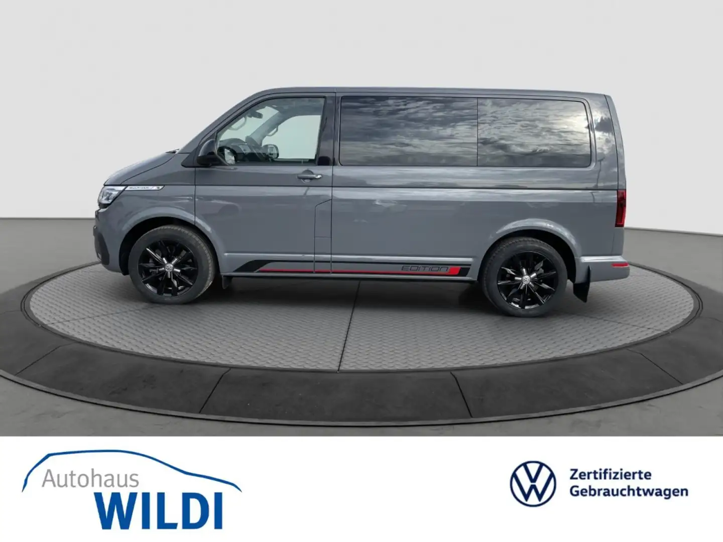 Volkswagen T6.1 Multivan 2.0 TDI DSG 4Motion AHK NAV LED Klima Navi Zwart - 2
