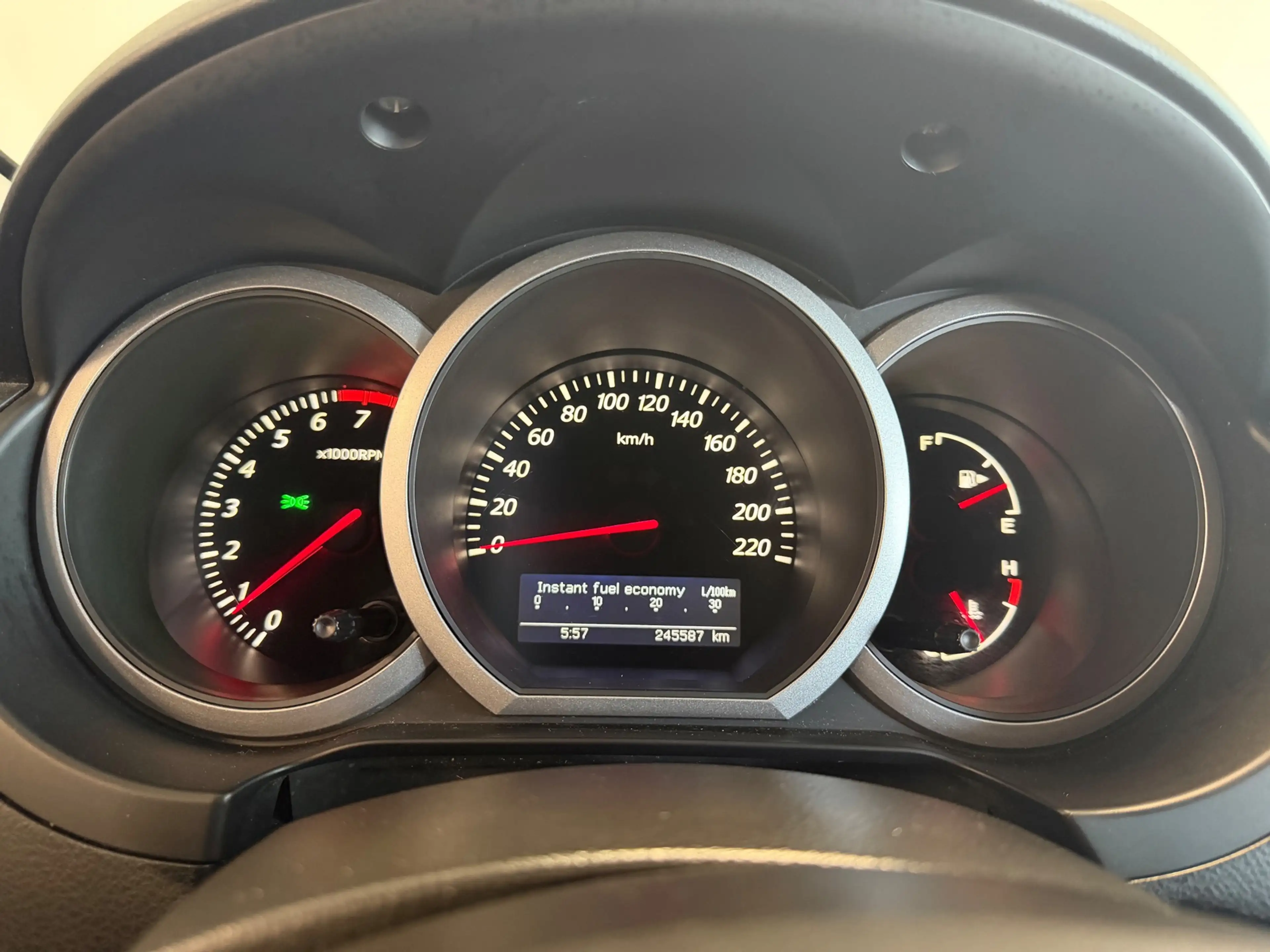 Suzuki Grand Vitara 2.4 Exclusive CARPLAY/CAMERA/STOELVERW/KEYLESS — photo 23