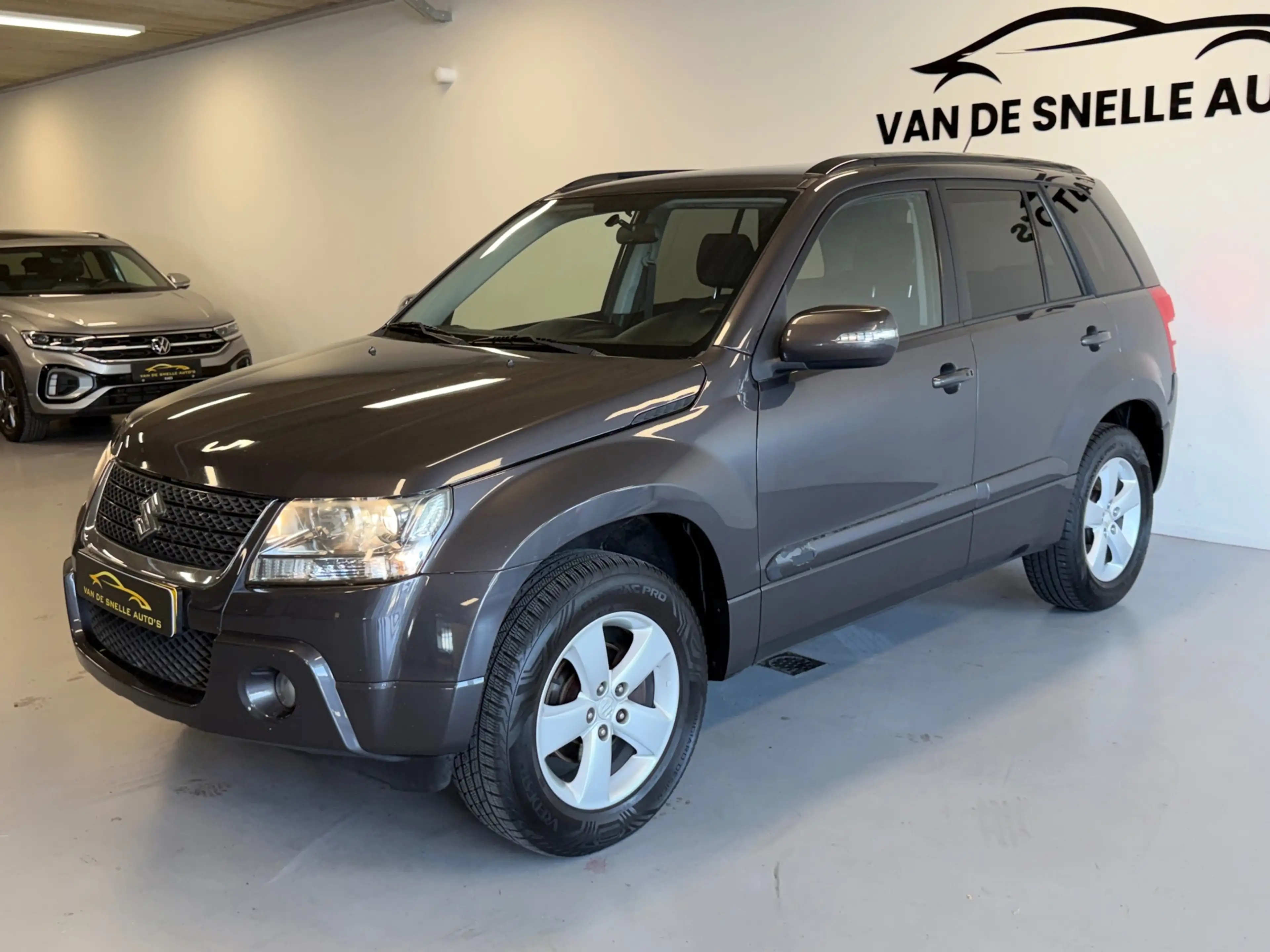 Suzuki Grand Vitara 2.4 Exclusive CARPLAY/CAMERA/STOELVERW/KEYLESS — photo 3
