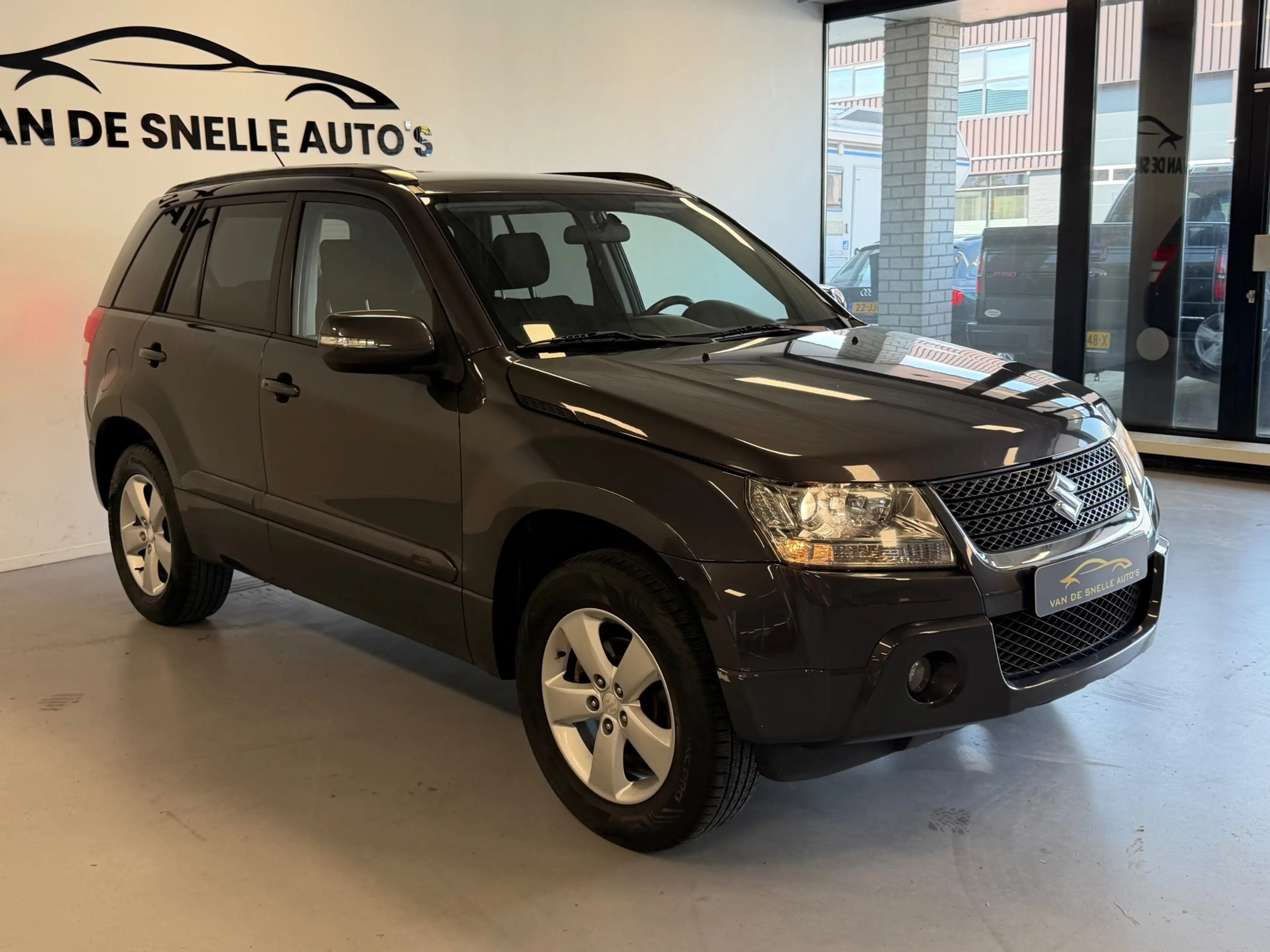 Suzuki Grand Vitara 2.4 Exclusive CARPLAY/CAMERA/STOELVERW/KEYLESS — photo 5