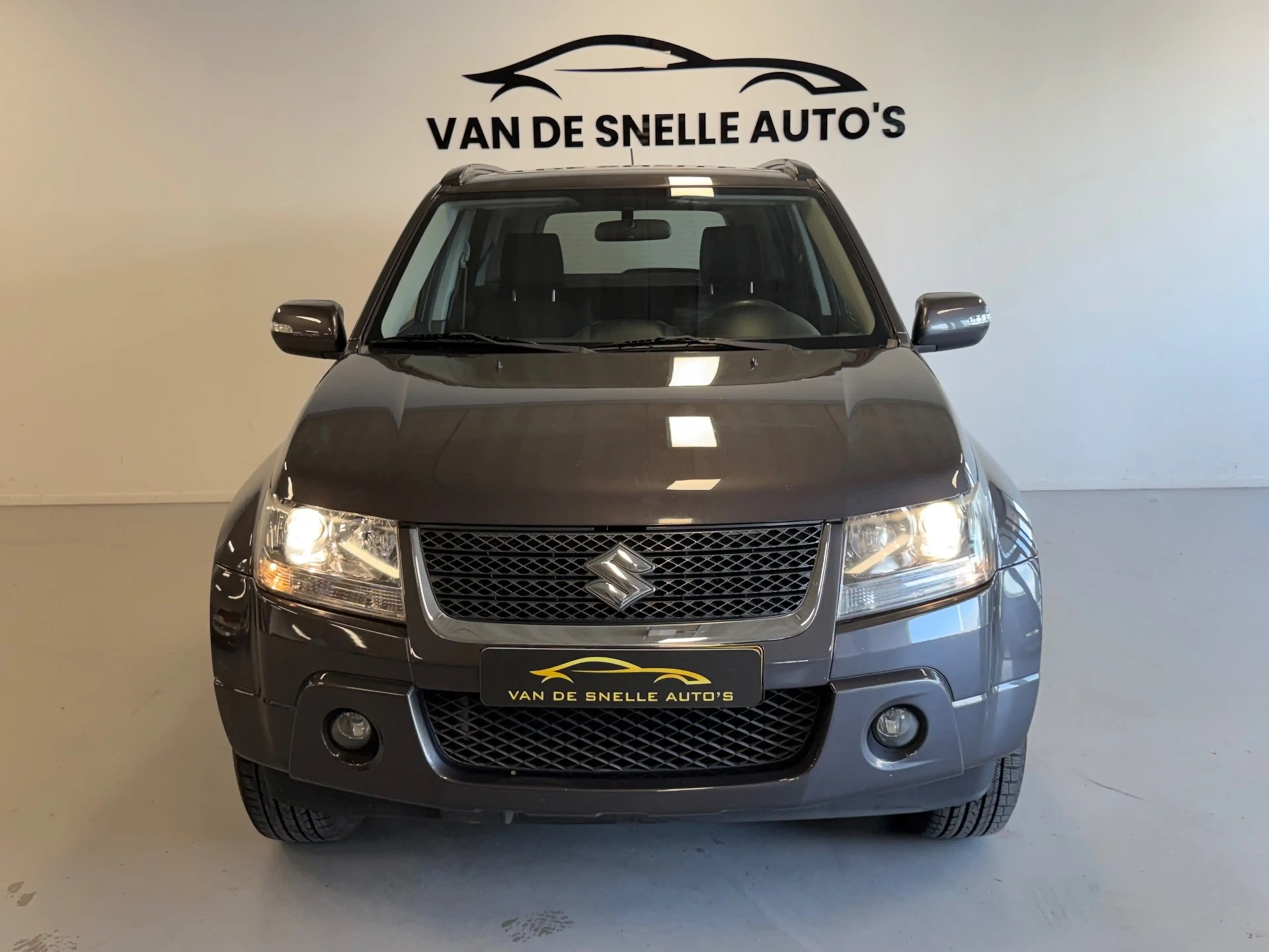 Suzuki Grand Vitara 2.4 Exclusive CARPLAY/CAMERA/STOELVERW/KEYLESS — photo 2
