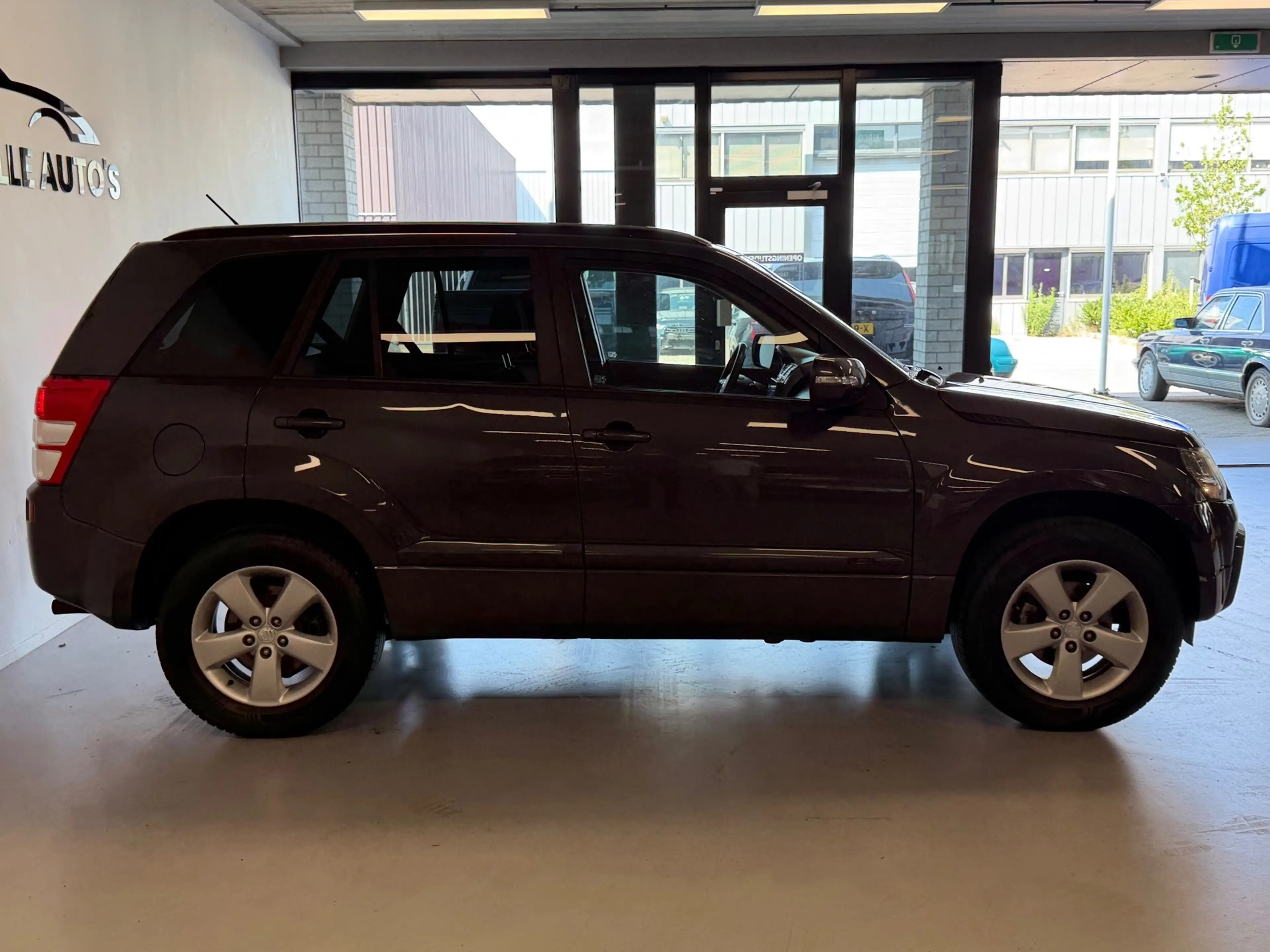 Suzuki Grand Vitara 2.4 Exclusive CARPLAY/CAMERA/STOELVERW/KEYLESS — photo 6