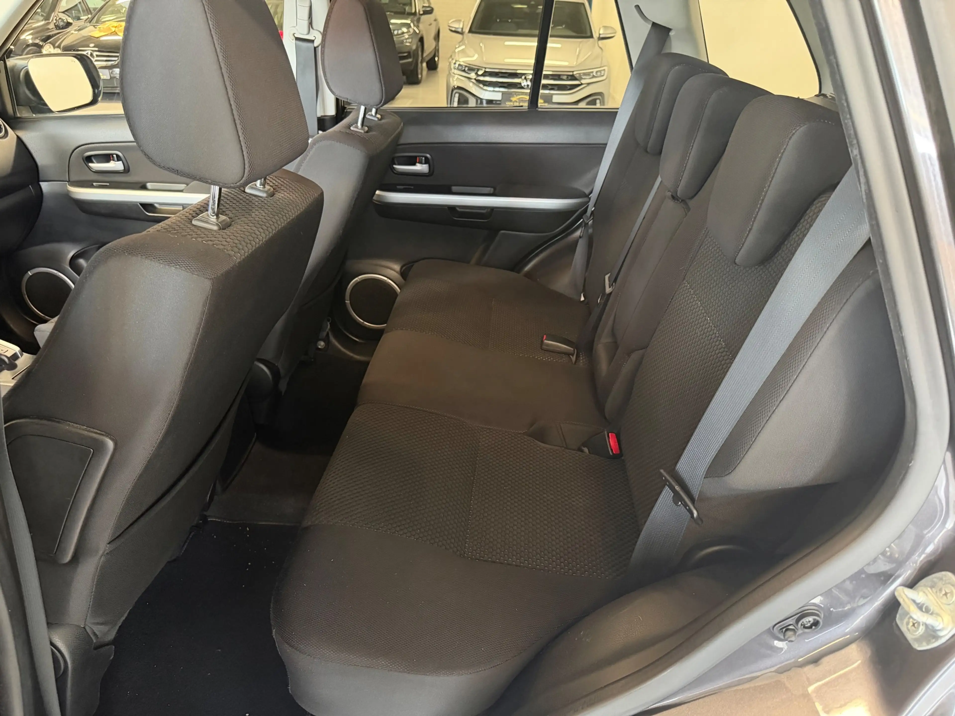 Suzuki Grand Vitara 2.4 Exclusive CARPLAY/CAMERA/STOELVERW/KEYLESS — photo 14