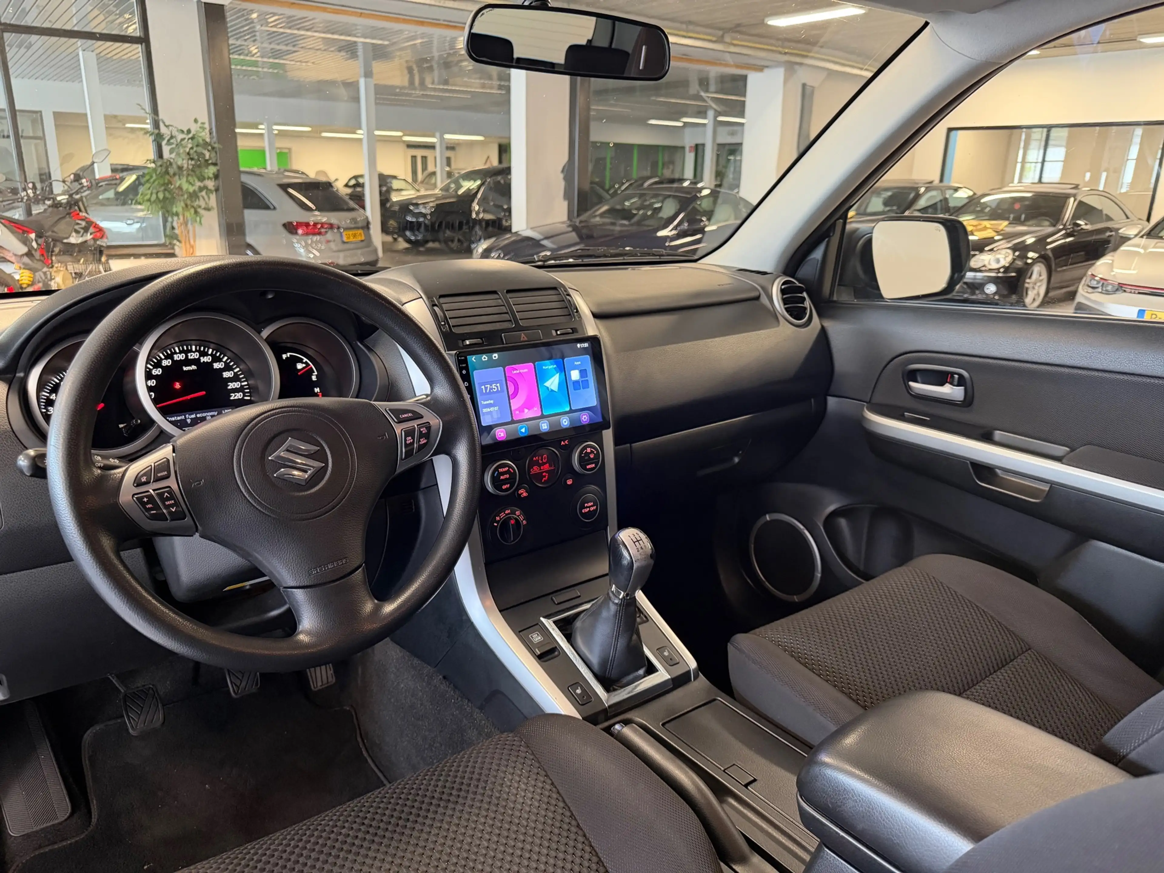 Suzuki Grand Vitara 2.4 Exclusive CARPLAY/CAMERA/STOELVERW/KEYLESS — photo 15