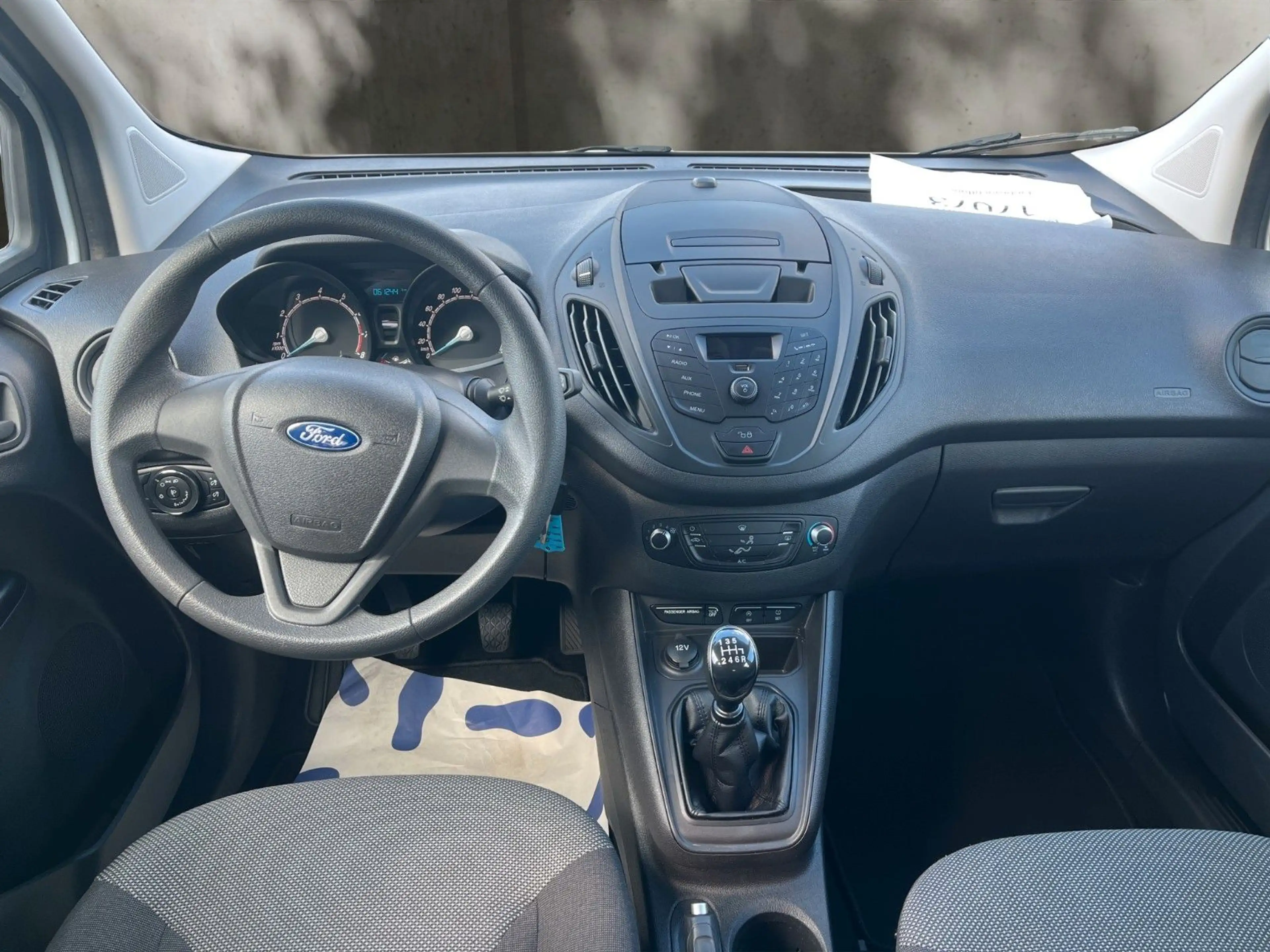 Ford Transit Courier /1.Hand/2xSchiebetür/Klima — photo 10