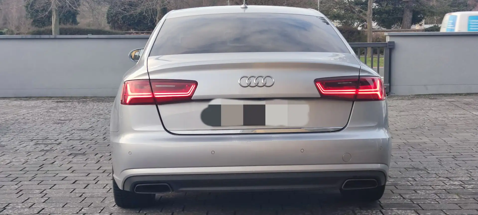 Audi A6 2.0 TDI ultra S tronic - 2