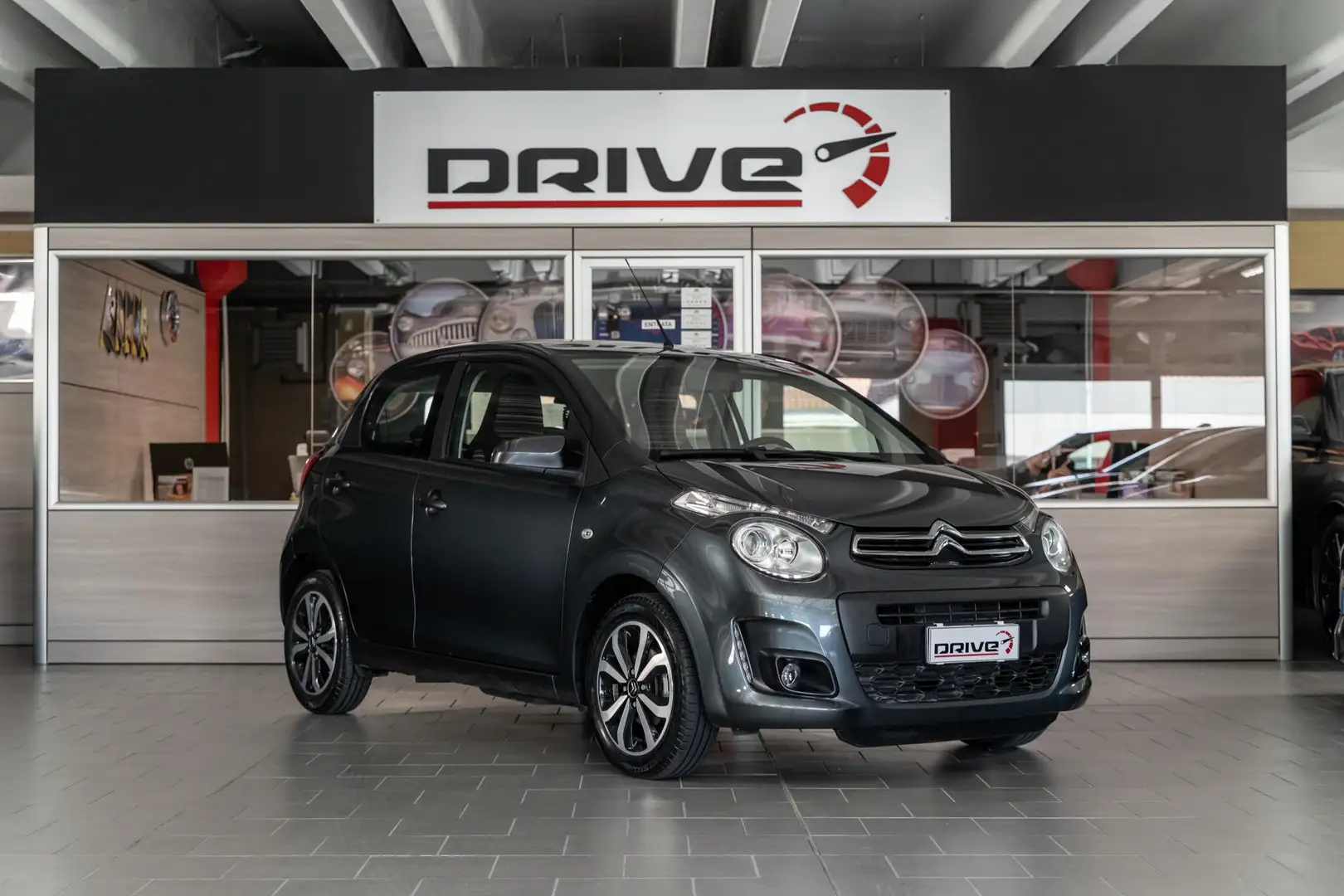 Citroen C1 C1 5p 1.0 vti Feel 72cv neopatentati Grau - 1