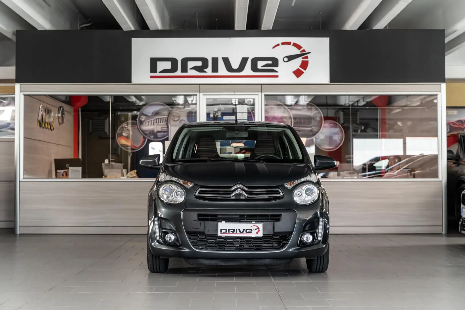 Citroen C1 C1 5p 1.0 vti Feel 72cv neopatentati Grau - 2