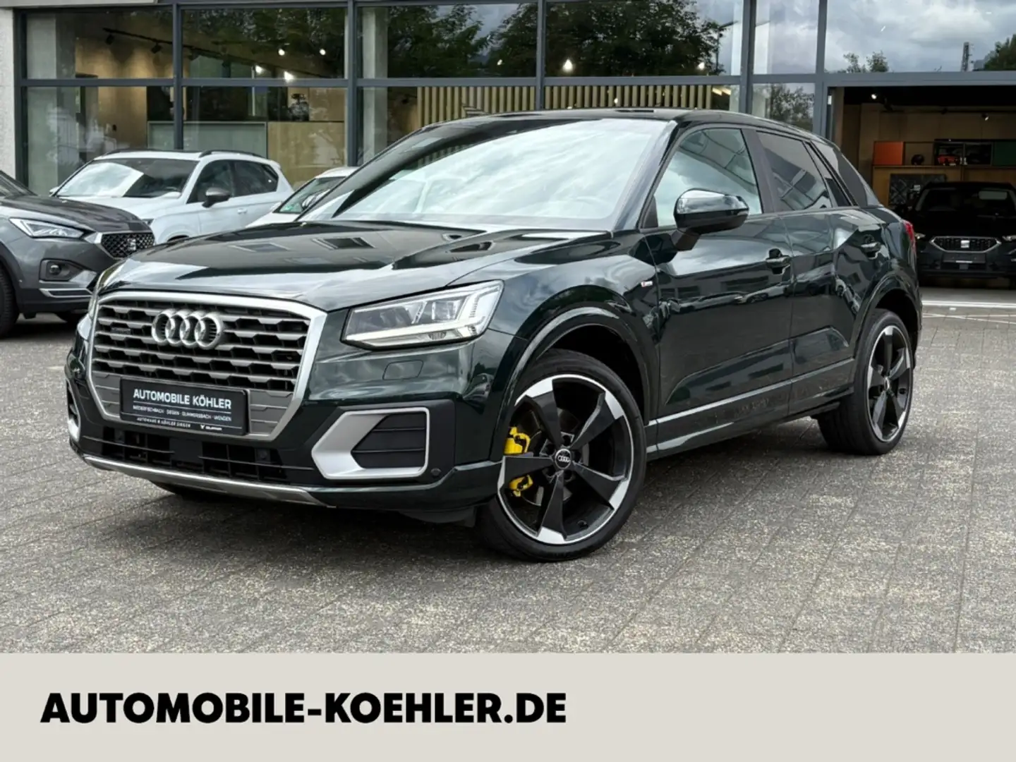 Audi Q2 quattro sport 2.0 TFSI AHK StandHZG Navi Digitales Grün - 1