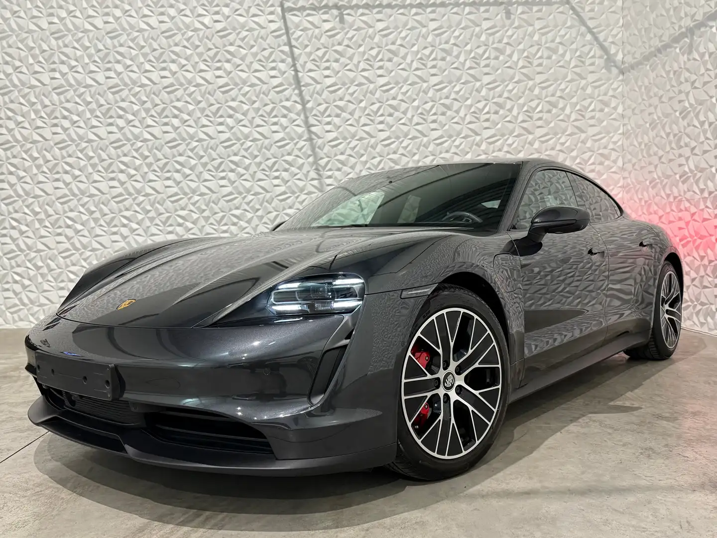Porsche Taycan Taycan 93.4 kWh Taycan 4S Gri - 1