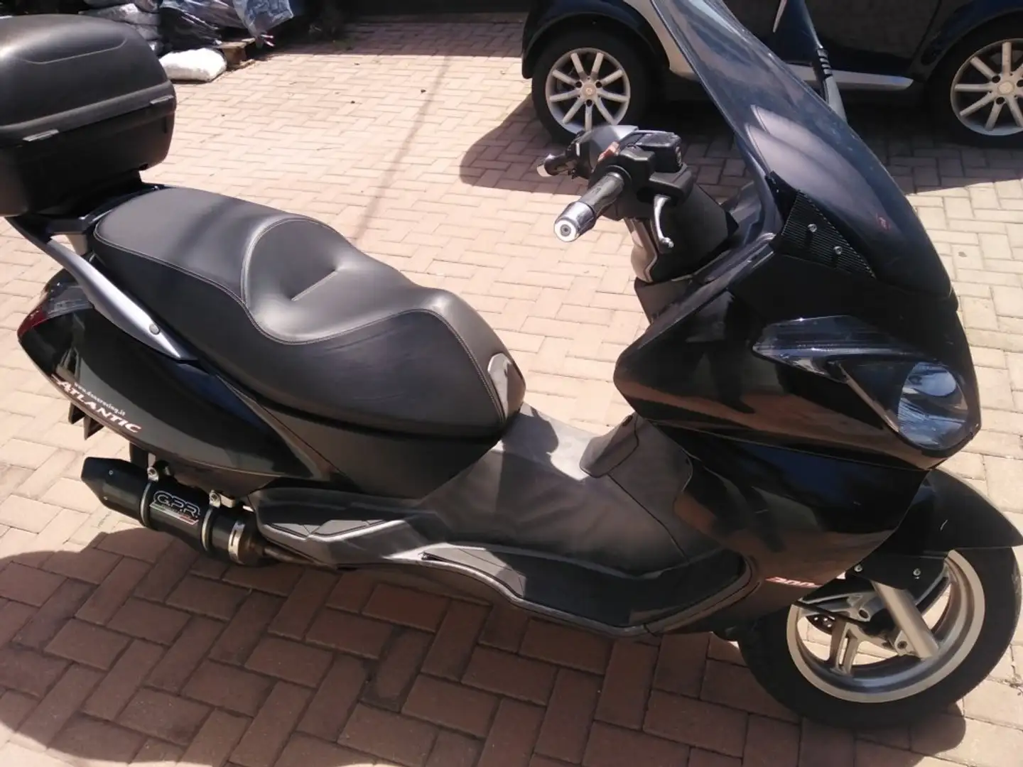 Aprilia Atlantic 300 iniezione Nero - 2