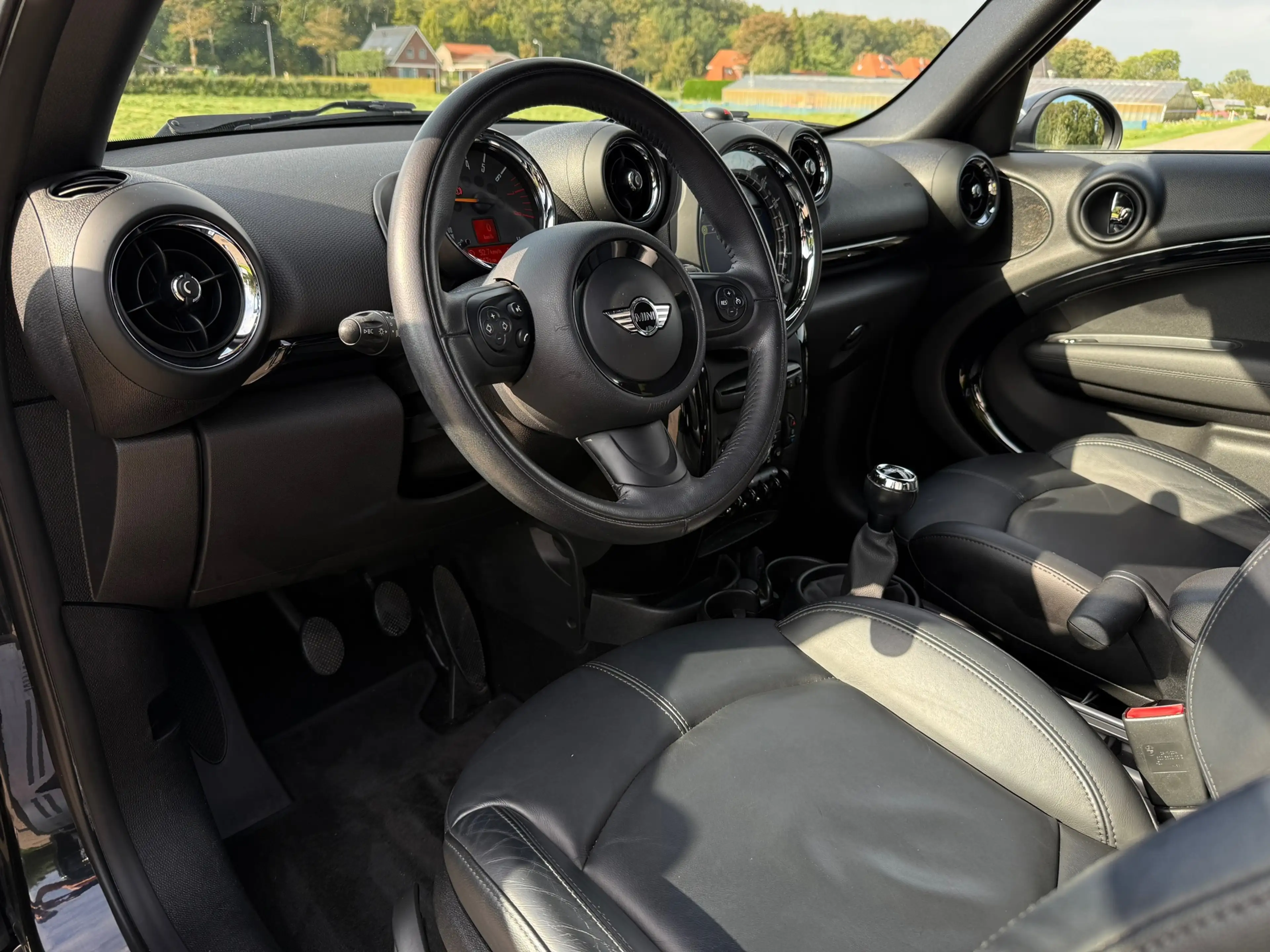MINI Cooper Countryman 1.6 Knockout Edition / Navi / Leder / Clima / Stoe — photo 4