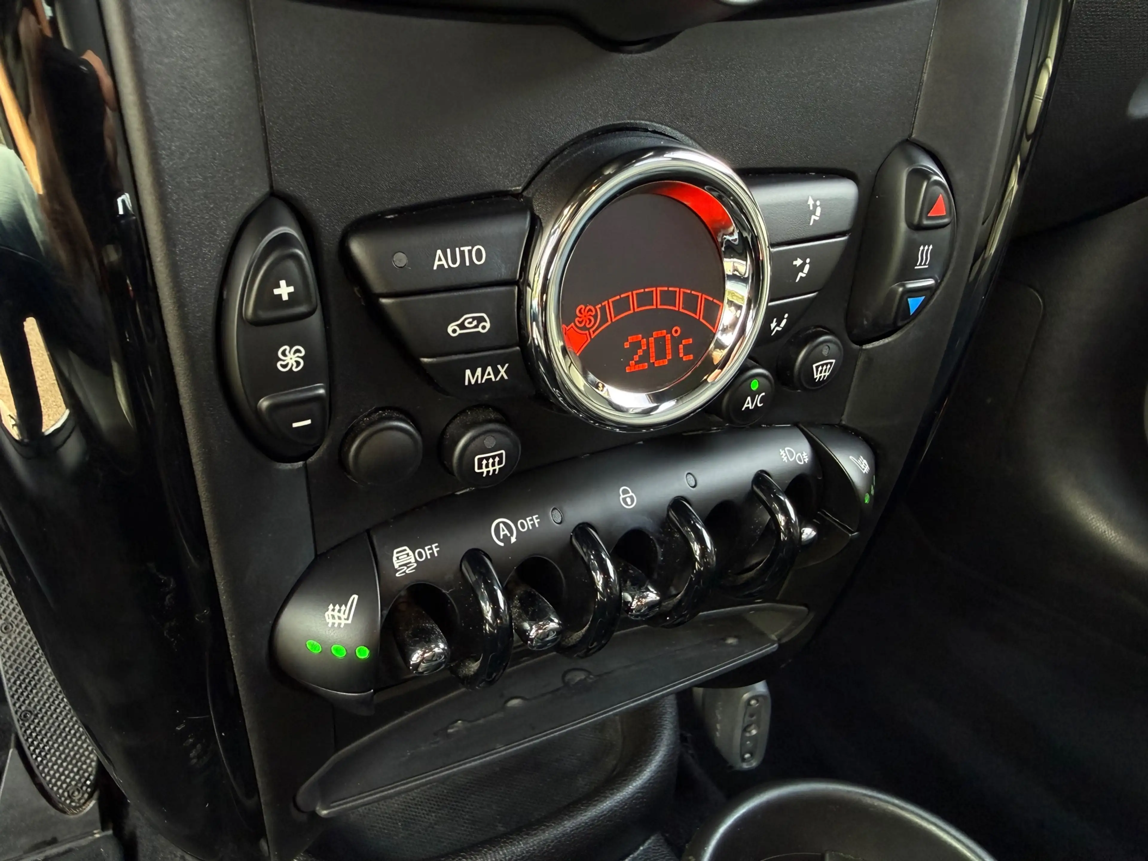 MINI Cooper Countryman 1.6 Knockout Edition / Navi / Leder / Clima / Stoe — photo 11