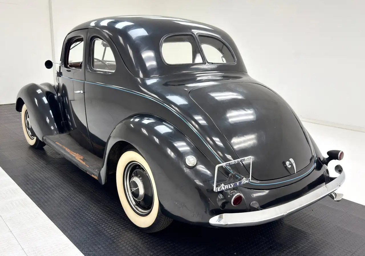 Ford 85 Club Coupe, foto 3