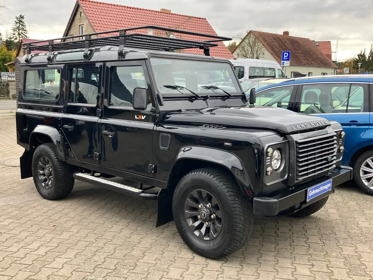 Land Rover Defender Station Wagon 110 TD4 "LXV" Negro - 1