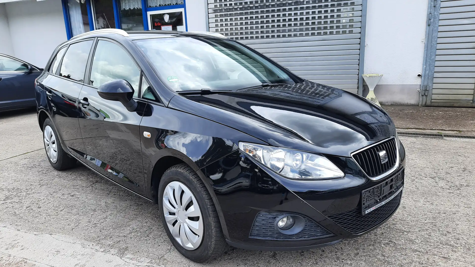 SEAT Ibiza Style,ÖL+TÜV NEU, PDC, Tempomat ,Navi, Klima Schwarz - 1