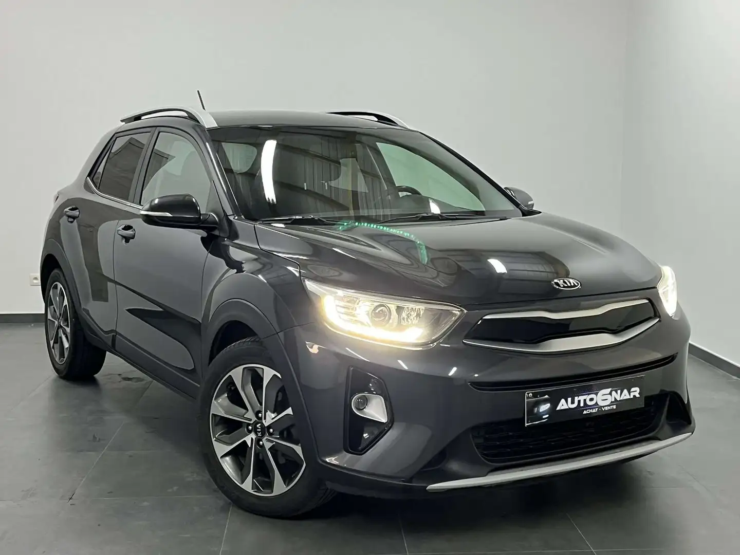 Kia Stonic Stonic 1.6 CRDi - 1erMain - Navi - Camera - Carnet Gris - 1