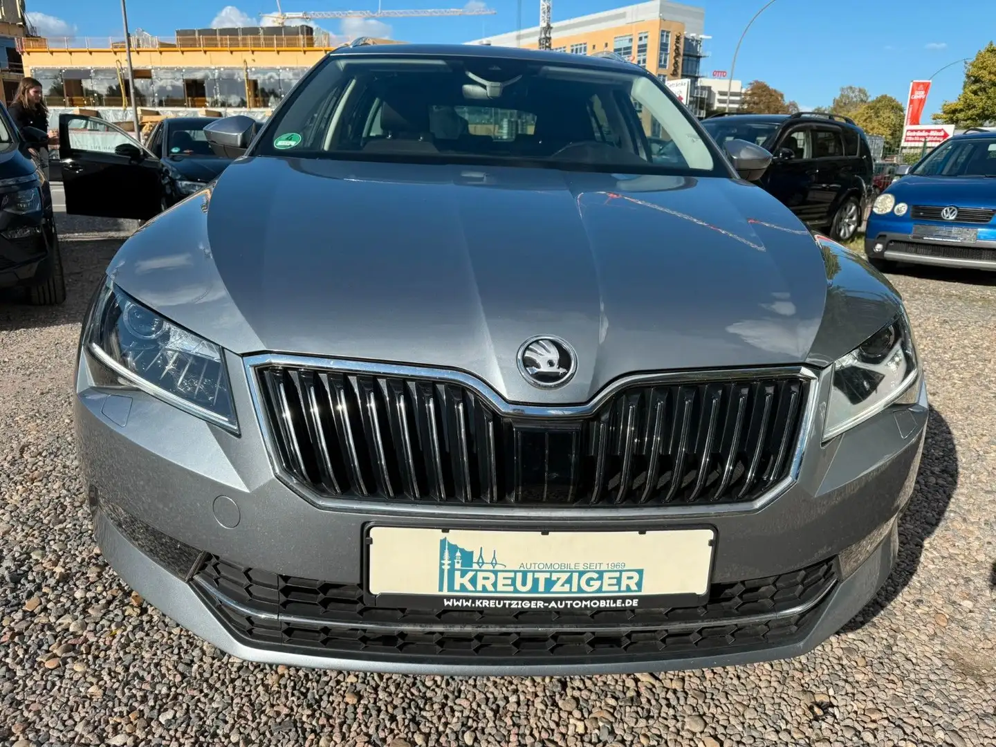 Skoda Superb Combi Style Grau - 2