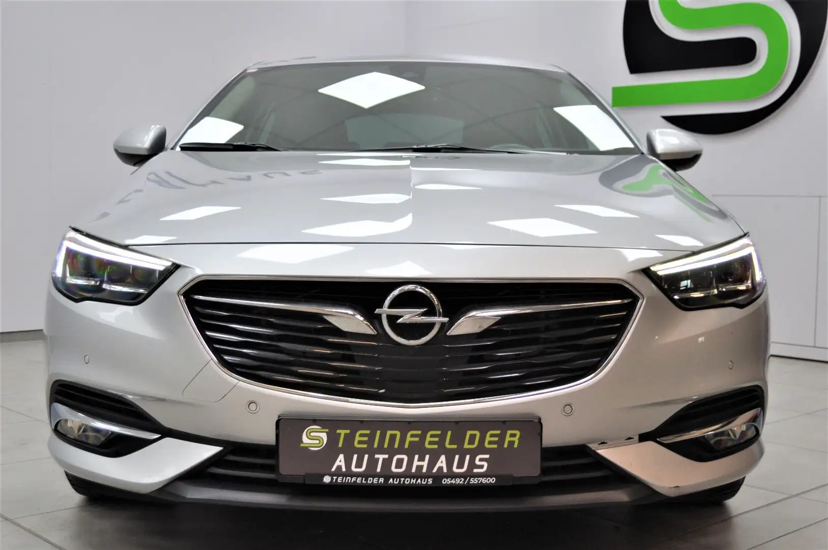Opel Insignia B Grand Sport Ultimate / HEAD UP / LED Argento - 2