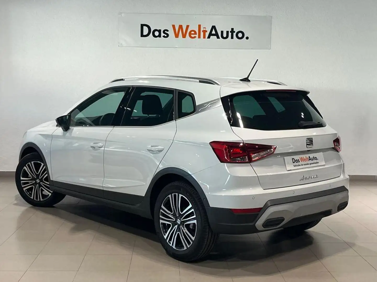 SEAT Arona 1.0 TSI S&S Xperience XS 110 Blanco - 2