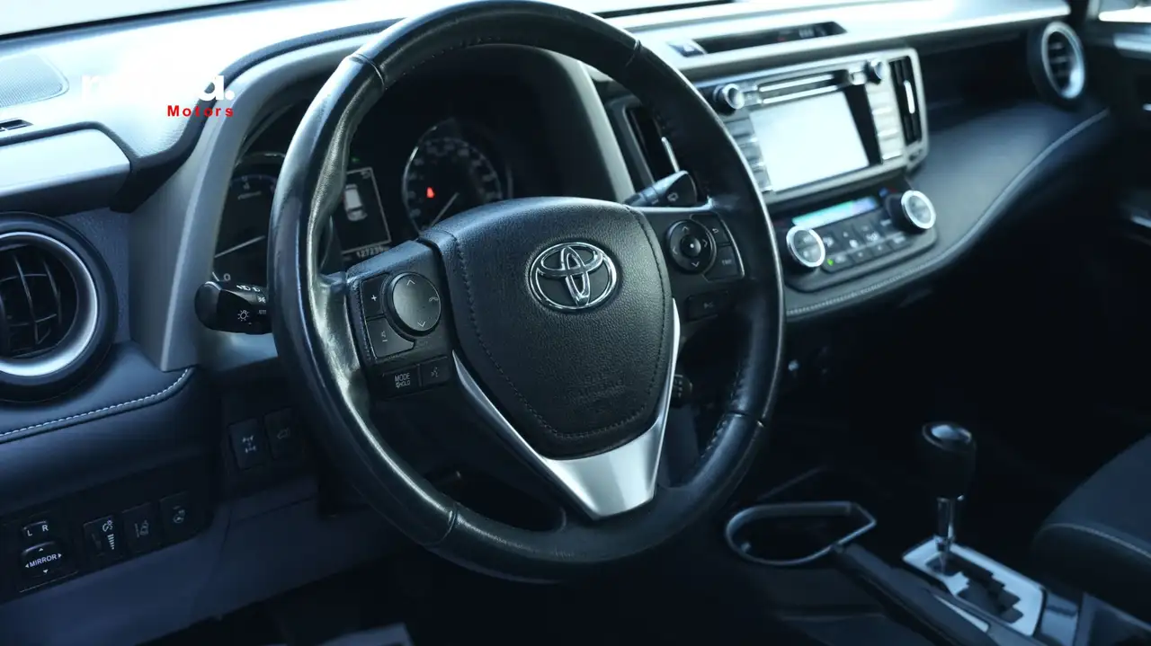 Toyota RAV 4 снимка Toyota RAV 4
