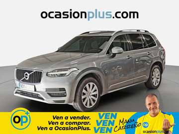 D5 Momentum 7pl. AWD 235 Aut.