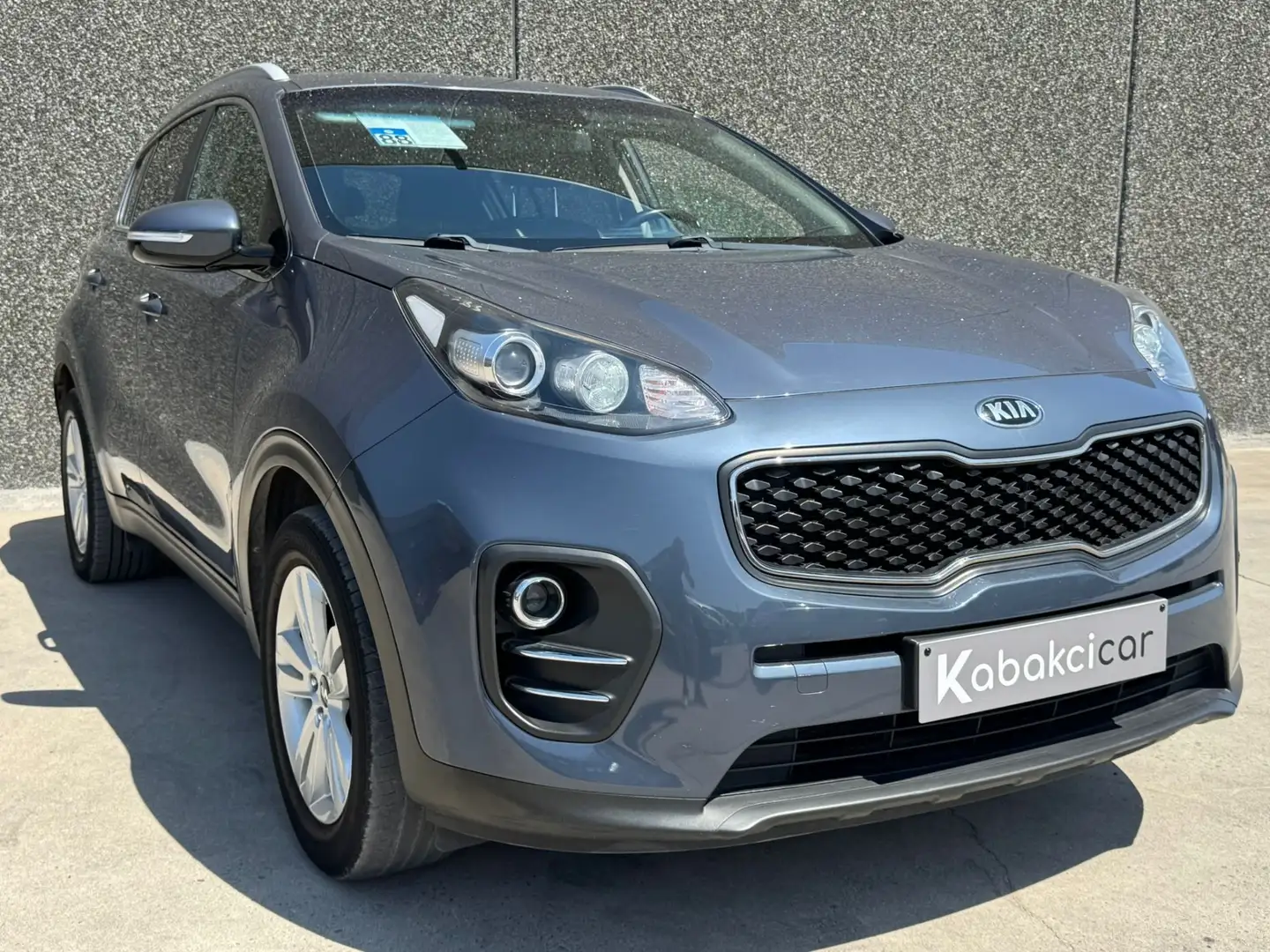 Kia Sportage 1.7 CRDi 2WD Fusion//CARPLAY/GPS/USB/GARANTIE 12M Blauw - 1