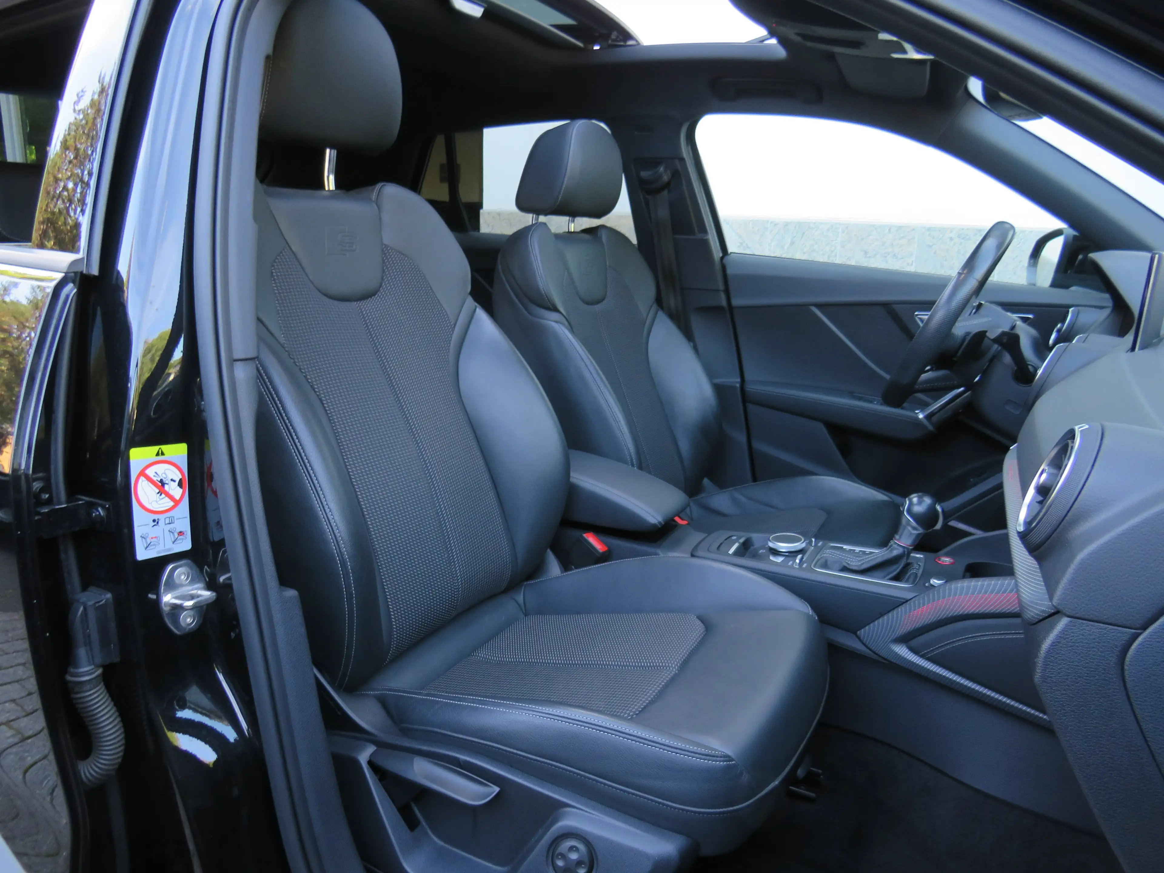 Audi SQ2 2.0 TFSI quattro // ACC, R-Kam, Pano, Virtl. — photo 14