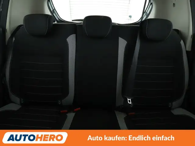 Dacia Sandero view 15