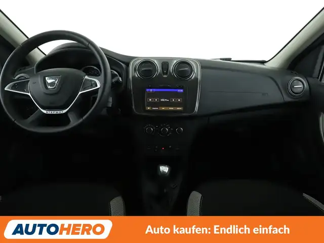 Dacia Sandero view 12