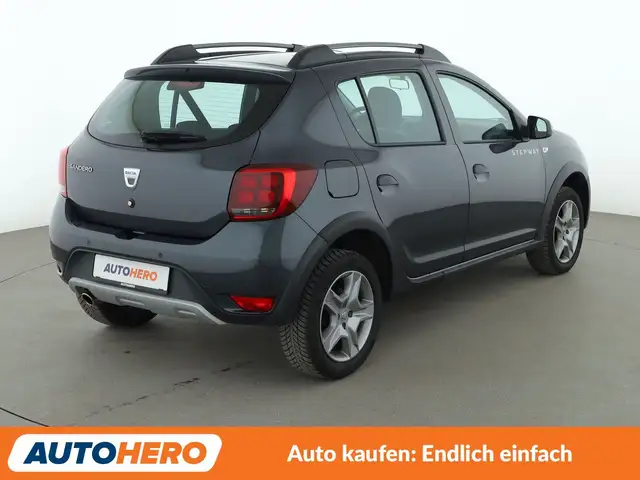 Dacia Sandero view 6