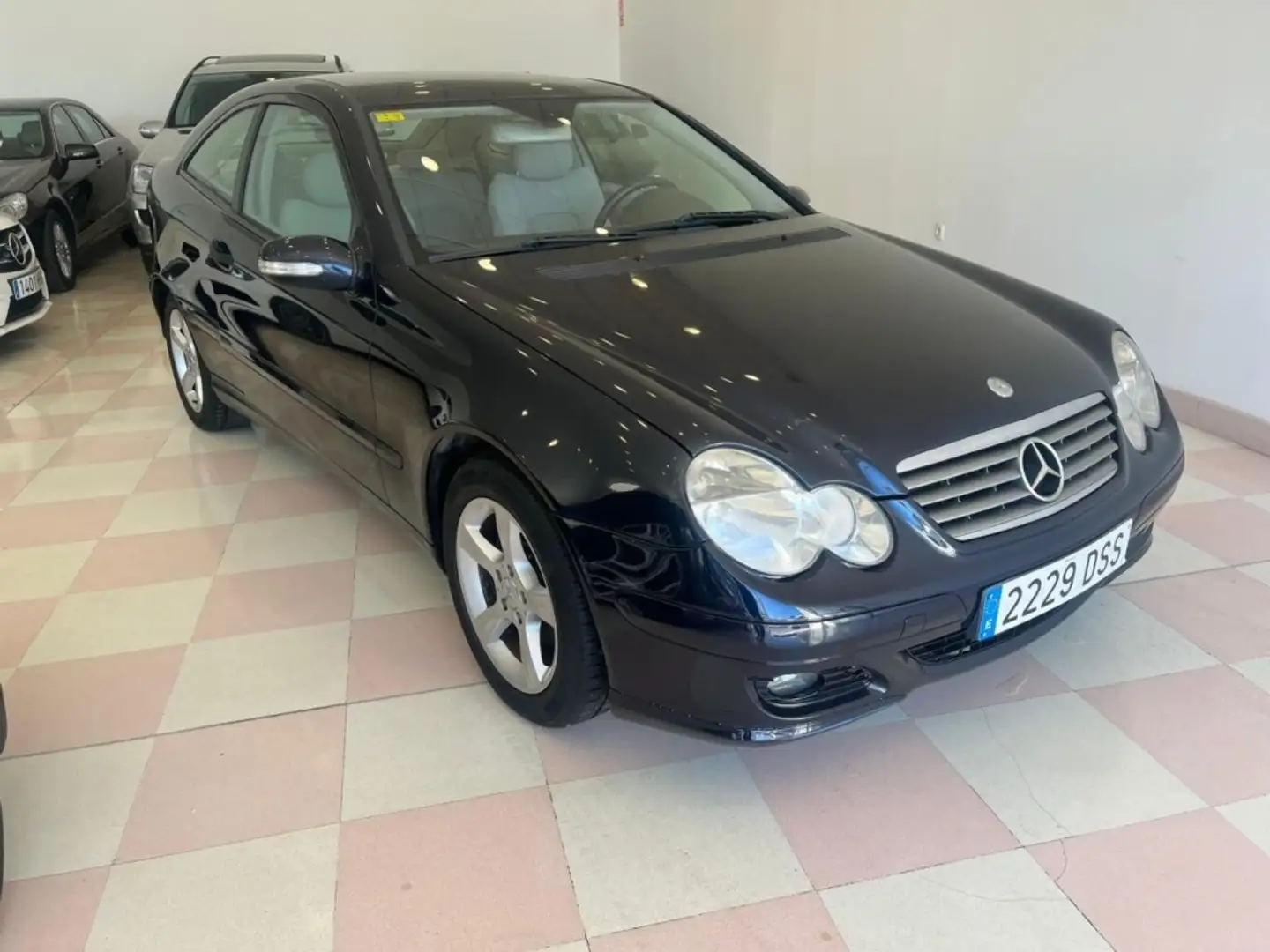 Mercedes-Benz C 220 Sportcoupé CDI Classic Noir - 2