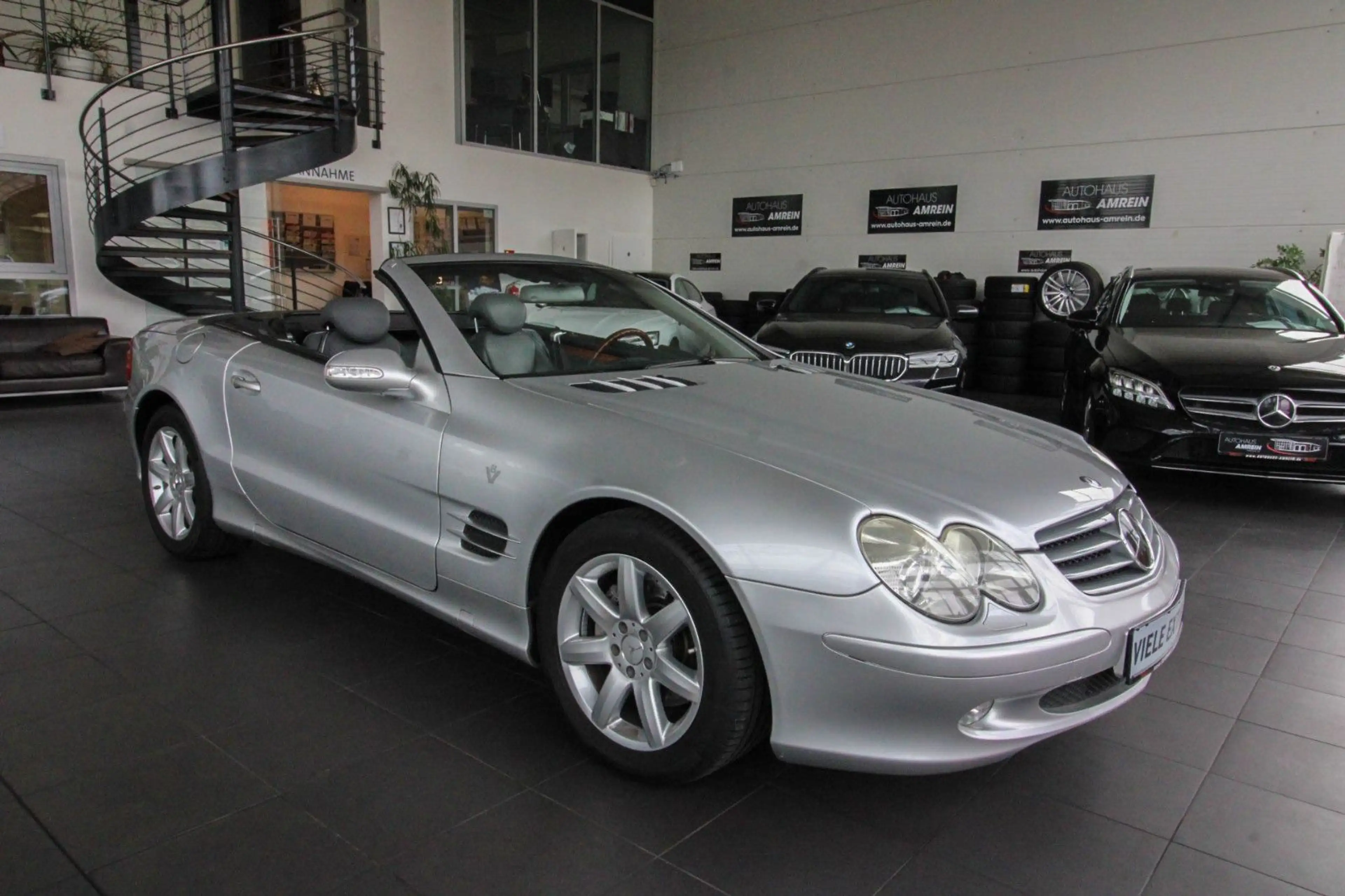 Mercedes-Benz SL 500 /ACC/BI-XENON/SHZ/SITZBELÜFTUNG/TV-TUNER — photo 3