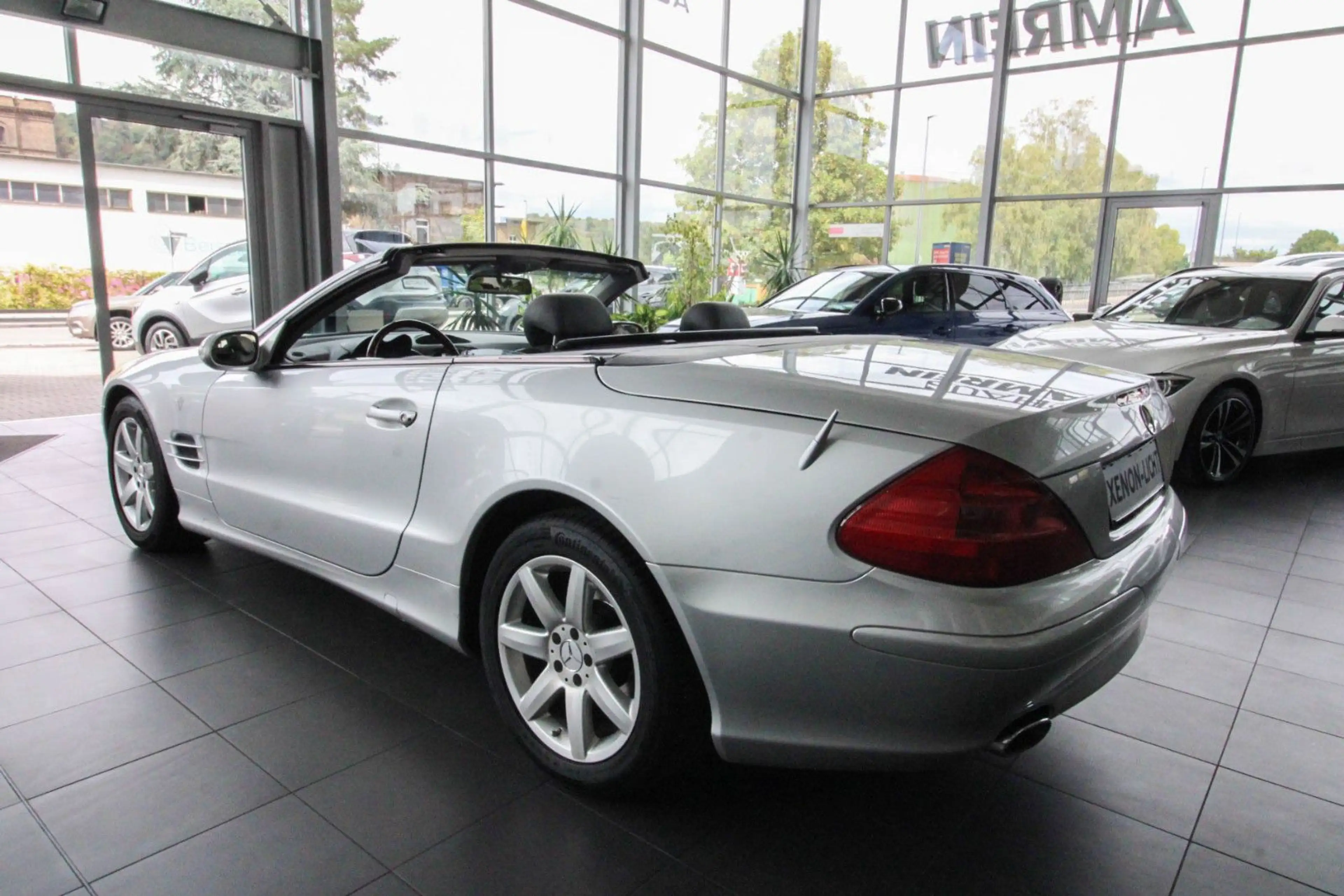 Mercedes-Benz SL 500 /ACC/BI-XENON/SHZ/SITZBELÜFTUNG/TV-TUNER — photo 7