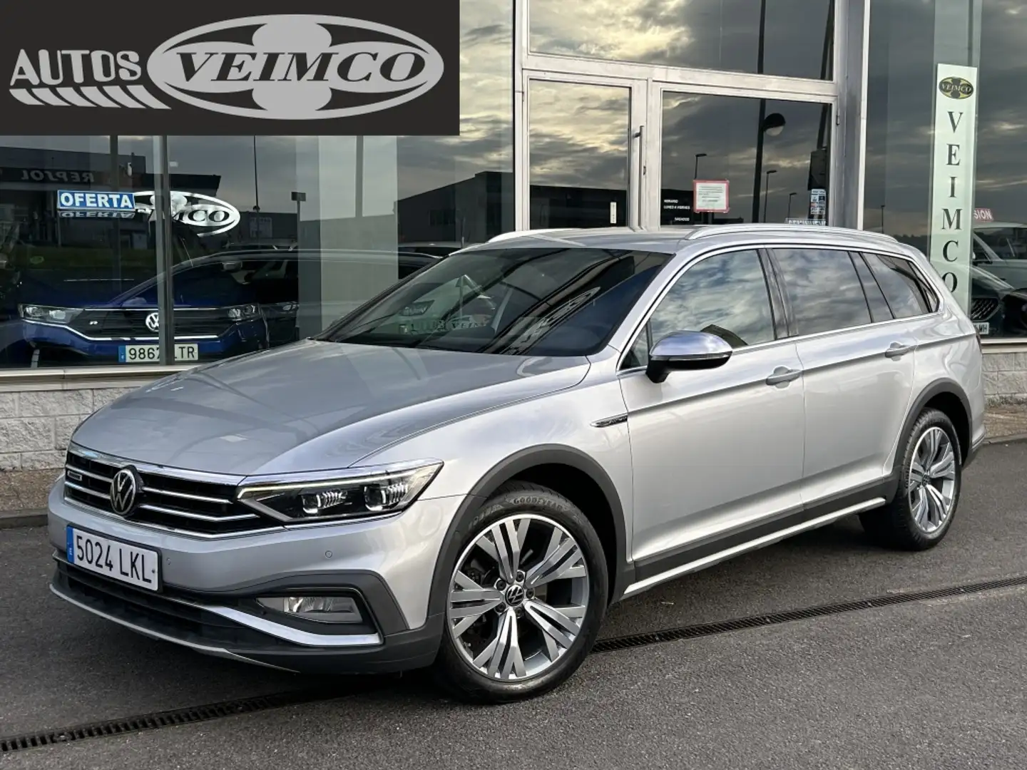 Volkswagen Passat Alltrack 2.0TDI 4Motion DSG 140kW Gris - 1
