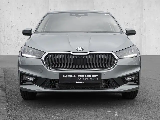 Skoda Fabia view 3