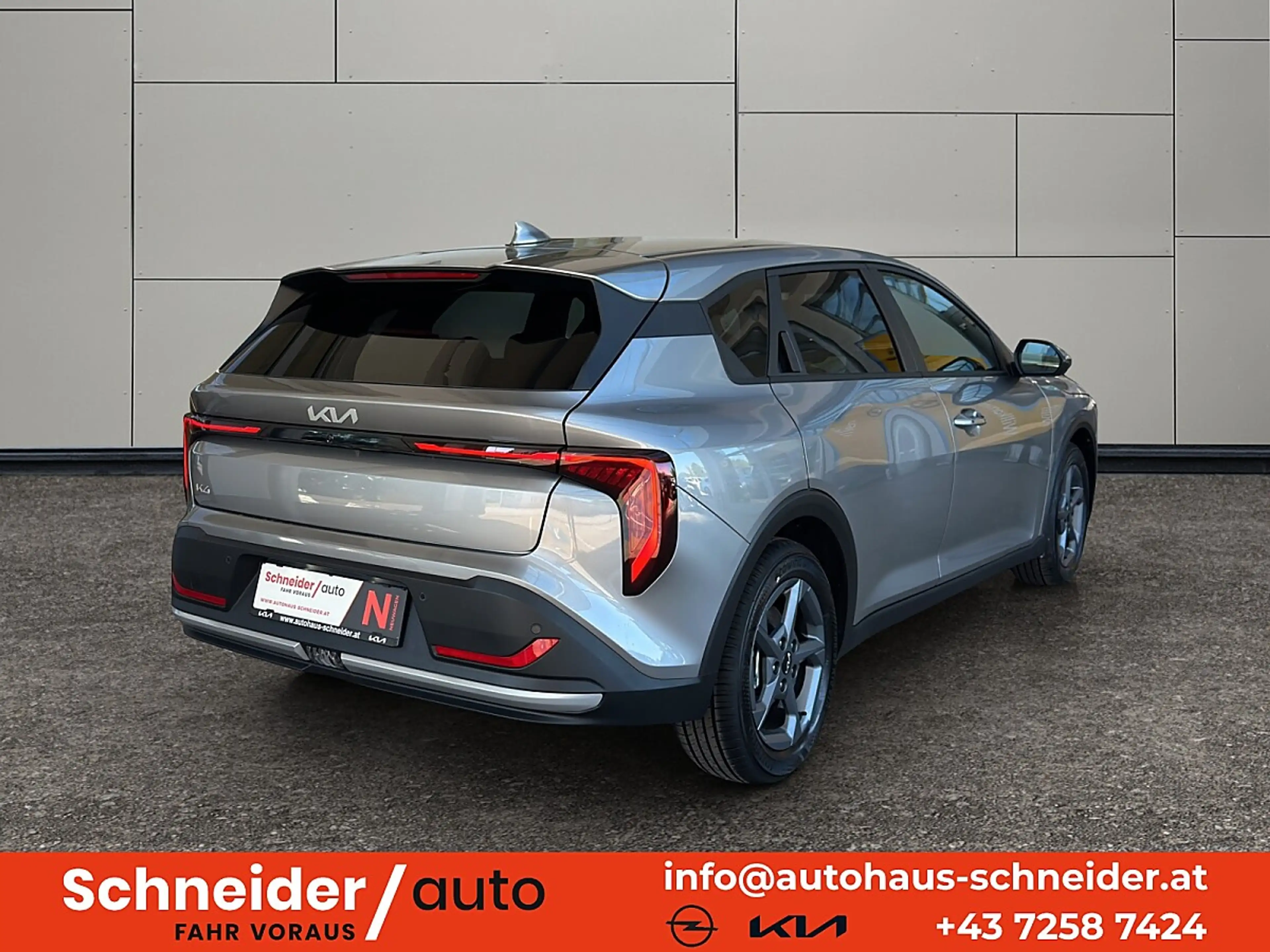 Kia K4 1,6 TGDI Silber DCT — photo 5