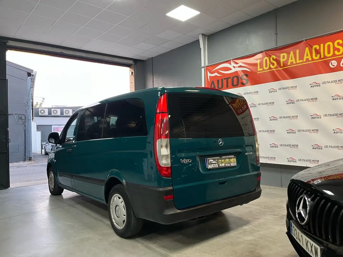 Mercedes-Benz Viano 2.2CDI Ambiente Extralarga Grün - 2