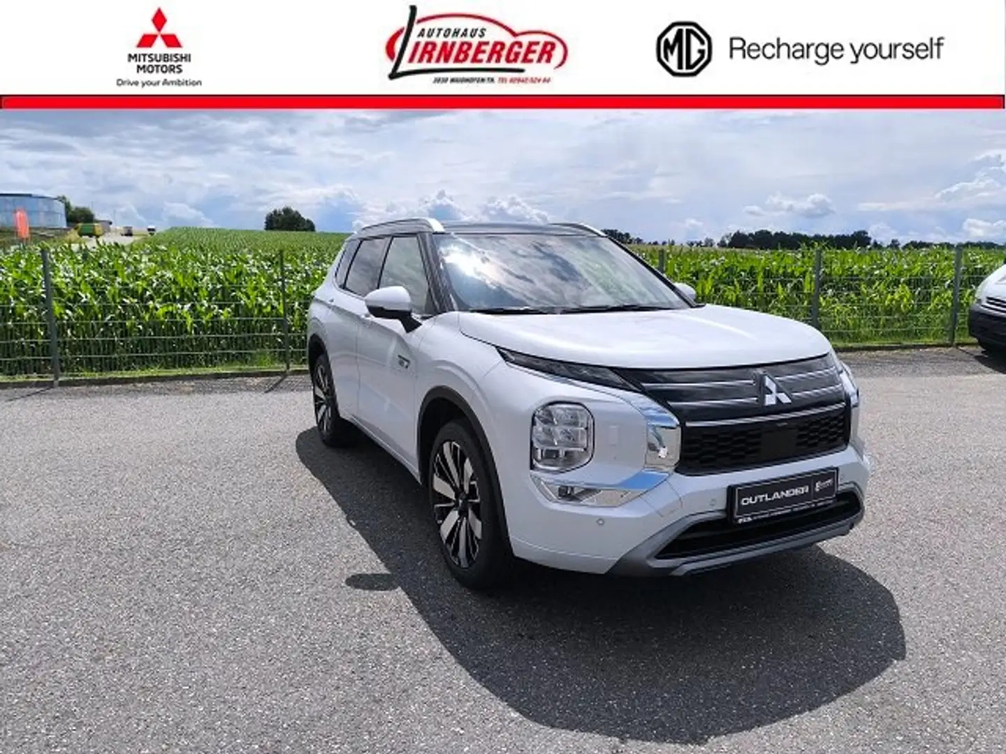 Mitsubishi Outlander 2,4 PHEV S-AWC Diamond Weiß - 1