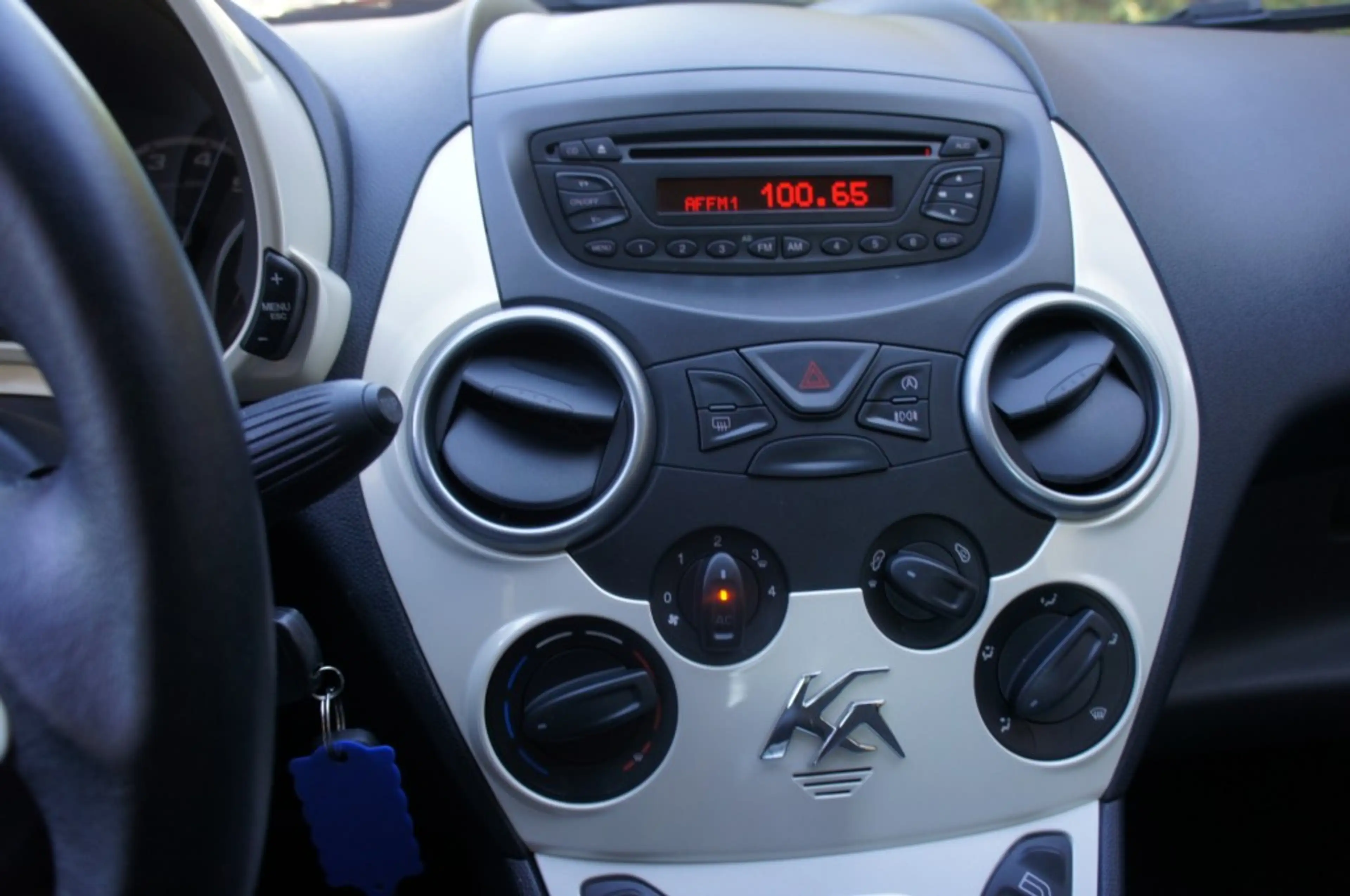 Ford Ka/Ka+ 1.2 TITANIUM X PANO/PARELMOER/AIRCO/16INCH-ALLSEAS — photo 11